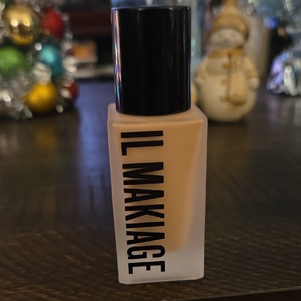IL MAKIAGE Foundation - Subtle Tan